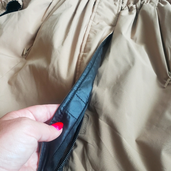 Reversible insulated long jacket - Picture 5 of 7